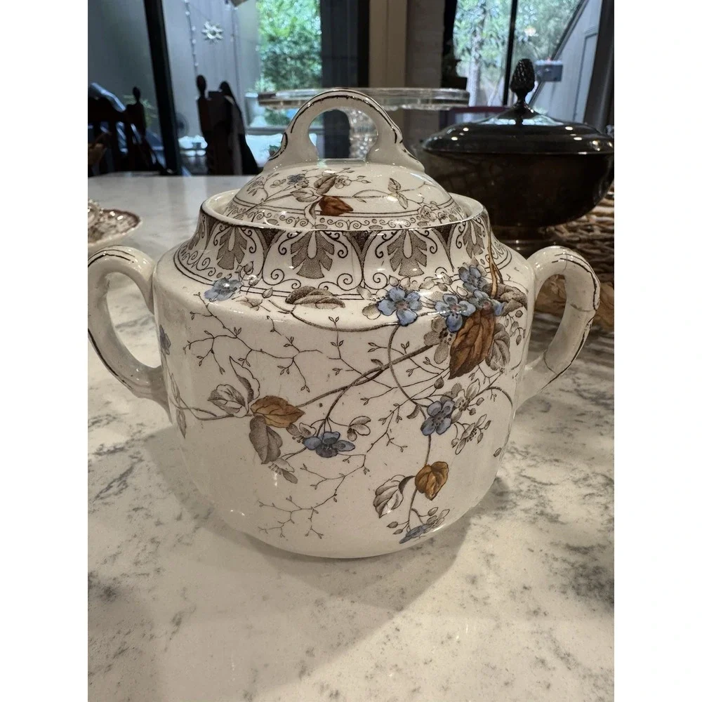 Antique Alfred Meakin Sugar Bowl and Gravy Boat In The Rosaline Pattern. England
